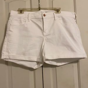 Old Navy White Denim Shorts with Cuff Semi-fitted Size 14